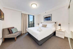Comfy and Spacious 1B Sydney CBD Apartment in Central